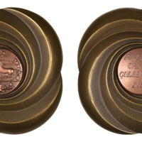 ANRO-1726 Commemorative Medal of the Calouste Gulbenkian Foundation, Lisbon.jpg